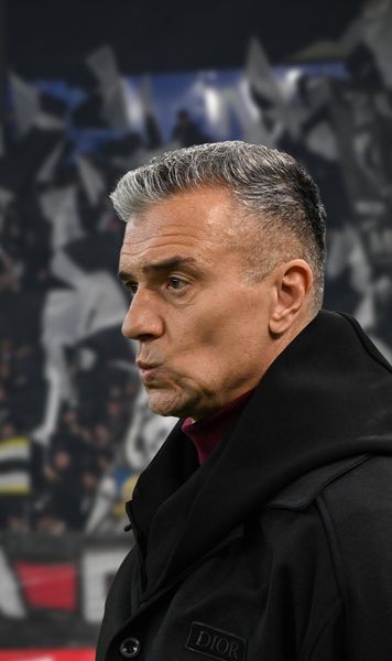 Rasism la derby-ul Clujului   Ce au strigat suporterii „șepcilor roșii” la adresa lui   Daniel Pancu  + Fanii oaspeților, probleme la accesul pe stadion