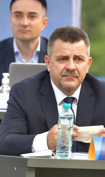 „Poate veni avalanșa peste Burleanu”  A votat împotriva președintelui FRF și avertizează:   „Vom solicita clarificări despre bani”