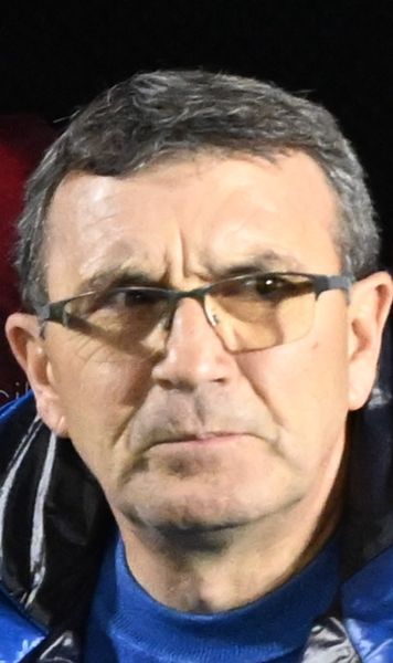 Momente grele pentru Eugen Neagoe  Antrenorul Petrolului   nu a vorbit cu presa  după înfrângerea cu Metaloglobus