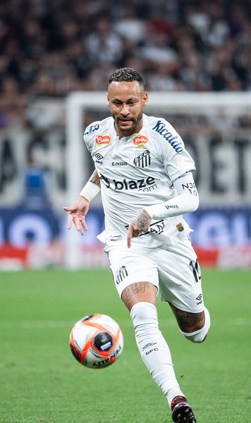 „Neymar, mai bun decât Messi și Ronaldo”  Cafu crede că   brazilianul nu a fost ajutat de colegi:  „15 ani a purtat singur întreaga povară”