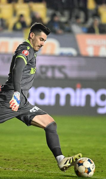 „Un salariu mai mult decât dublu”  Portarul   convocat de urgență  de Mircea Lucescu a primit o ofertă de nerefuzat, dar a spus „NU”! Din ce motiv