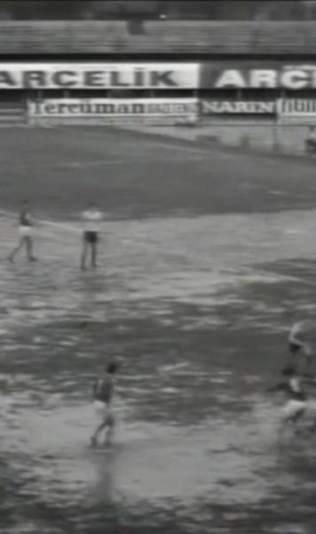 Remiză prin bălți și pietriș    VIDEO.  Ce s-a întâmplat la   cel mai ciudat meci Turcia - România  disputat vreodată. S-a jucat în 1978