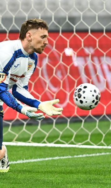 Radu e bine!  Detaliul observat de   GOLAZO.ro  la antrenamentul oficial:   ce a făcut Lucescu  imediat după ce a intrat pe teren