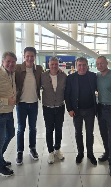 „Gata! Mă mai fotografiezi mult?”  Incident cu Generația de Aur la Istanbul. Un fost tricolor a răbufnit:   „Ce nu înțelegeți voi!”