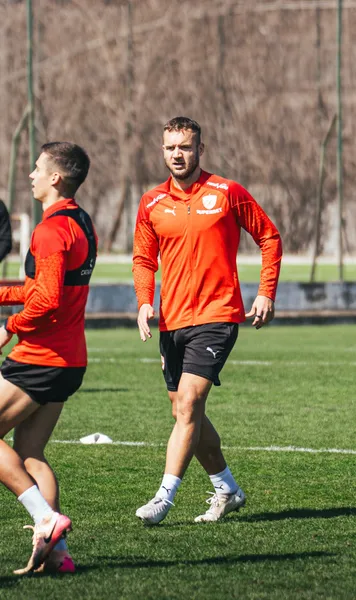 Pușcaș își pregătește debutul  Anunțul făcut de   Dinamo  despre postul unde are cele mai mari probleme