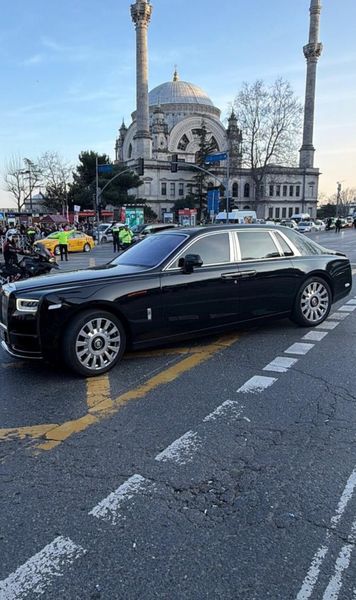 Doar Hagi e mai tare decât Erdogan     Securitate inimaginabilă  la arena lui Beșiktaș pentru președintele Turciei. Dar lui Hagi i s-au deschis porțile