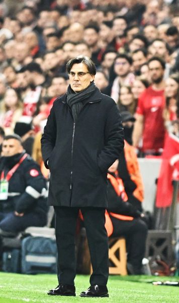 Scandal cu Montella    VIDEO.   Întrebarea unui român l-a enervat la conferință pe selecționerul Turciei:   „Sunteți provocator!”