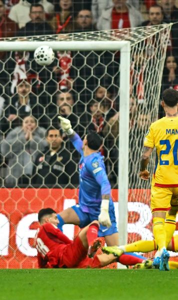 „Man nu e fundaș”  Basarab Panduru îl apără pe jucătorul de la PSV, după   Turcia - România  » Critici pentru jocul naționalei: „Nu am reușit nimic”