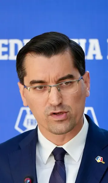 „Când a ajuns la spital, voia înapoi la bază”    Răzvan Burleanu  a explicat ce se întâmplă cu naționala după problemele medicale ale lui Lucescu