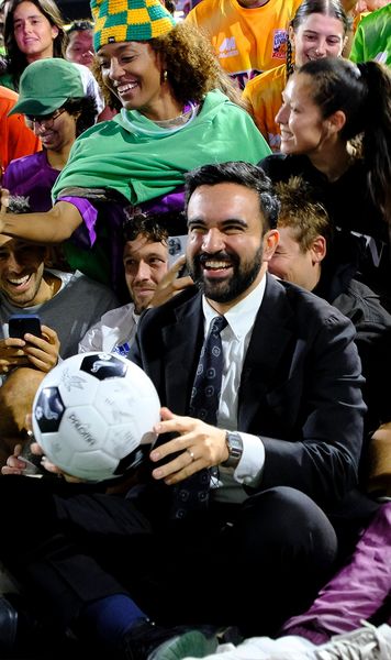 Interzis pentru Materazzi  Primarul din New York,   pus pe glume  la emisiunea unui fan Zidane: „Să nu vină aici!”