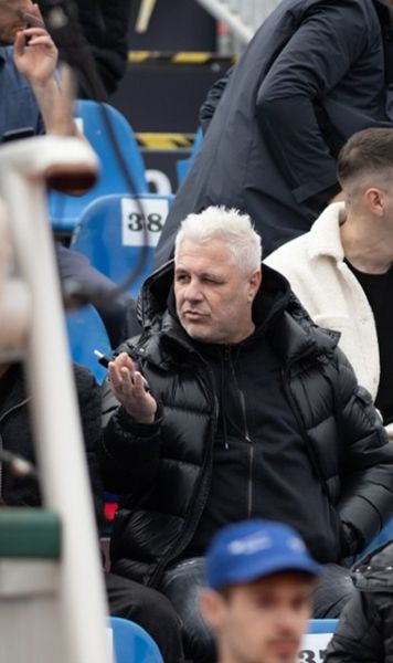Șumudică, la tenis ca în peluză    FOTO.   I-a deranjat pe jucători la   Țiriac Open:  „Iar începe cu mizeriile” + A fumat în tribună