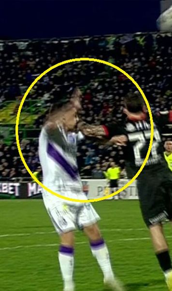 Decizie corectă?    FOTO.  FC Argeș a deschis scorul cu Dinamo dintr-un   penalty controversat   » Ce au scandat fanii + ce a făcut Bogdan Andone