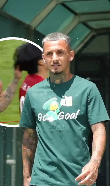 Mitriță, gest șocant    FOTO.  Românul   a văzut „roșu” direct  după ce și-a tras adversarul de păr! S-a înfuriat și a fost ținut cu greu de colegi