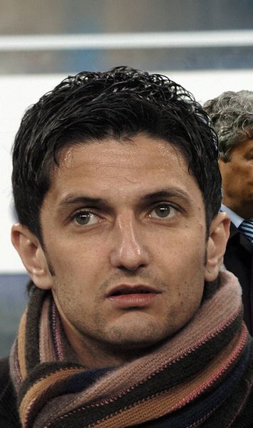 „Mi s-a părut că l-am trădat”    FOTO.  Momentul emoționant dintre   Mircea și Răzvan Lucescu   care a făcut înconjurul lumii