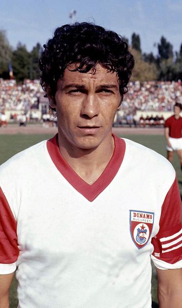 Dinamo, gest minunat  Omagiul unic pregătit de „câini” în memoria lui   Mircea Lucescu