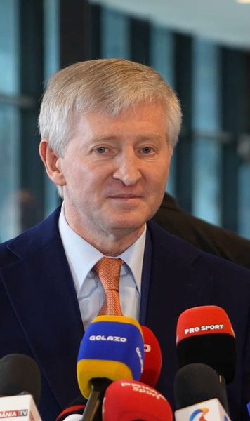 „Să fiți mândri că e român”    VIDEO.  Rinat Ahmetov, discurs   emoționant  la priveghiul lui Mircea Lucescu: „Cred că a avut o viață fericită”