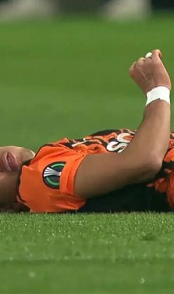 Se putea încheia tragic    FOTO.  Jucătorul lui Shakhtar   și-a pierdut cunoștința pe teren.  Incredibil ce s-a întâmplat după aceea!