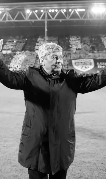 „Ți-ar fi plăcut, nea Mircea”  Fostul atacant al naționalei, mesaj   plin de emoție  pentru Mircea Lucescu: „Voi încerca mereu să te fac mândru de mine”