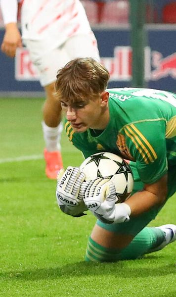 A primit încrederea lui Spalletti  Un român de 18 ani   a fost inclus în premieră  în lotul echipei mari a lui Juventus. Cine este Riccardo Radu