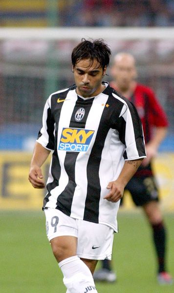 „Aici ne omorâm pentru două lucruri”  A fost „ca Maradona la Napoli”, dar a ajuns   la închisoare:  „Nu făceam pe vedeta”