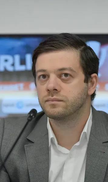 „Era frustrat”    FOTO.   Victor Angelescu a comentat   gesturile lui Alex Dobre  cu FC Argeș: „Asta e realitatea”