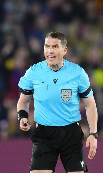 Istvan Kovacs, atacat violent  Presa catalană a luat foc după eliminarea Barcelonei.   Cine l-a apărat pe arbitru