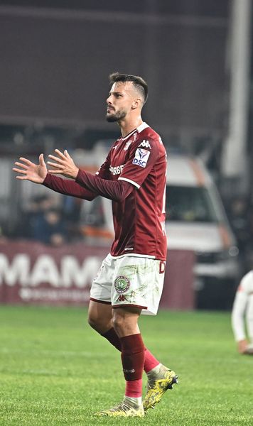 „E ultima șansă la titlu”    Jakub Hromada,  într-o română perfectă, înaintea meciului cu U Craiova: „În sezonul regulat am reacționat bine”