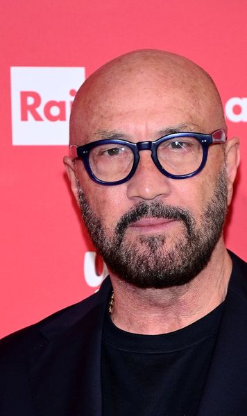 „Poți să o spui și în română?”    VIDEO.    Cristi Chivu l-a provocat pe Walter Zenga  și a stârnit râsetele invitaților din emisiune