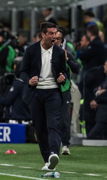 „Nu sunt Mourinho, sunt Cristian”    FOTO.    Chivu a făcut show  după calificarea dramatică în finala Cupei Italiei: „Doar Inter cea nebună poate face asta!”