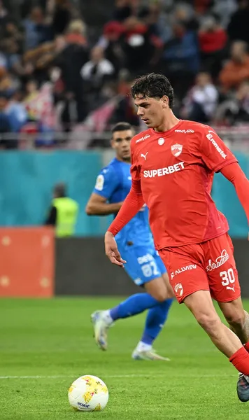 Noul star al lui Dinamo  Un fost mare fotbalist de la U Craiova îl laudă pe elevul lui Kopic:   „Copilul ăsta mi-a plăcut”