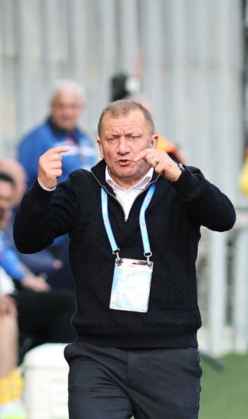 Dorinel Munteanu, foc și pară  „Neamțul”   a răbufnit  după remiza cu Csikszereda: „Ne batem cu morile de vânt! Arbitrează cum vor ei”