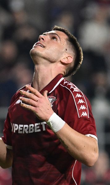 „Suntem cei mai slabi din play-off!”    Daniel Paraschiv  nu s-a cenzurat după eșecul cu Dinamo:   „Dezastruos, rușinos, n-avem lideri!”