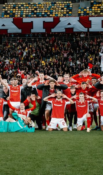 „S-a făcut dreptate”  Oficialul dinamovist explică gesturile de la poza de grup, după victoria cu Rapid: „Diferență fină între   satiră și bătaie de joc”