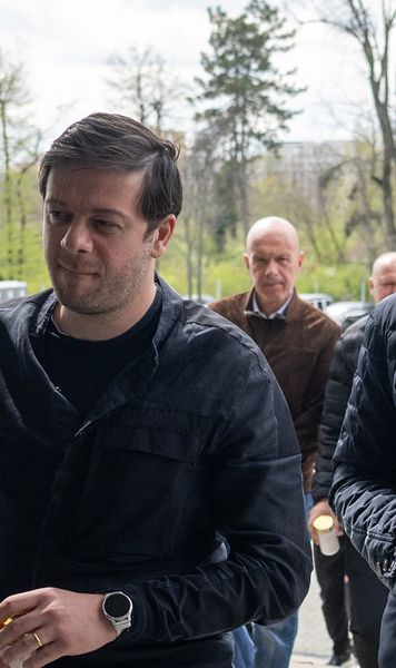 „O aberație. Sunt frustrați”  Victor Angelescu a reacționat dur, după ce ultrașii Rapidului   l-au acuzat că  joacă la pariuri