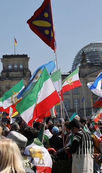 „Nu reprezintă Iran”  Protestatarii pun presiune pe FIFA   să interzică  țara din Orientul Mijlociu la CM 2026