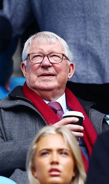 Sir Alex Ferguson, dus la spital  Legendarului antrenor   i s-a făcut rău  înainte de Manchester United - Liverpool