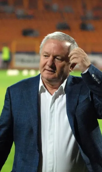 „Pentru ce mai avem VAR?!”    Adrian Porumboiu,  despre greșeala de arbitraj de la U Craiova - Dinamo: „E foarte grav”