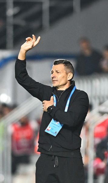 Pleacă Gâlcă de la Rapid?  Fanii   i-au cerut demisia:  „Ei strigă multe lucruri, vom vedea”