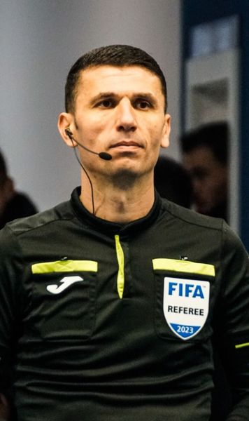 Bârsan vrea să fie președinte  Unul dintre cei mai experimentați arbitri din Liga 1   și-a depus astăzi candidatura.  S-ar putea duela cu rivalul lui Răzvan Burleanu