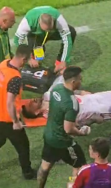 Matei, scos pe targă și dus la spital     Lovitură șocantă la Steaua - Sepsi.  Maghiarul Huszti, eliminat!