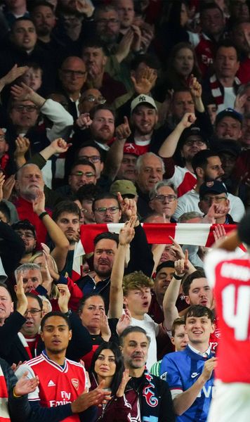 Probleme pentru fani înainte de finală   Suporterii lui Arsenal ar putea trece pe la   București , în drumul spre Budapesta