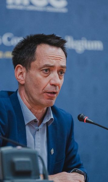 „Tineri extrem de agresivi”  Deputat UDMR, mesaj dur după ce fani ai U Cluj au atacat etnici maghiari: „Știu că Boc e fan U,   dar să spună public că e inacceptabil”