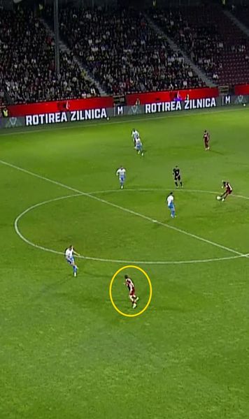 Fază controversată în CFR - Craiova    FOTO  A fost analizată la VAR timp de 5 minute! De ce Kovacs nu a dat penalty pentru gazde la   hențul lui Rus
