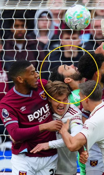 Fază controversată în Premier League    FOTO.  VAR a intervenit în prelungirile meciului   West Ham - Arsenal.  Decizia ar putea stabili câștigătoarea titlului!