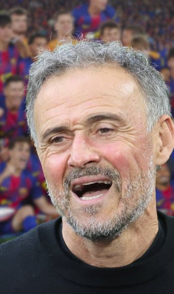 Luis Enrique, reacție de suporter    VIDEO  Ce a făcut antrenorul lui PSG când a aflat scorul din   El Clasico