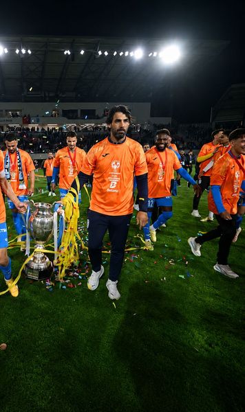 Coelho, primul trofeu în România    Ce a declarat  antrenorul Craiovei, după finala Cupei: „Sunt norocos că pot lucra cu acești băieți”
