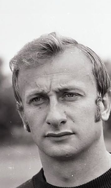 A murit Marin Andrei     Primul român  care a jucat la Steaua, Dinamo și Rapid s-a stins din viață la 85 de ani