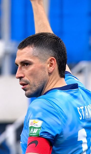 Stanciu, un nou gol spectaculos în China    FOTO:  Căpitanul naționalei a marcat, dar   Dalian Yingbo  a pierdut un meci cu 5 goluri