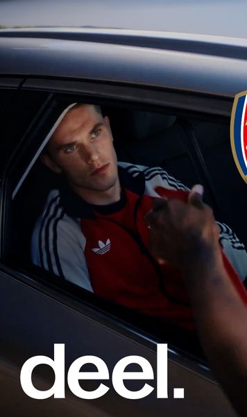 Arsenal i-a înfuriat pe fani    VIDEO.  Noul sponsor,   contestat vehement:  „Clubul ar trebui să-și schimbe numele în FC Genocid”