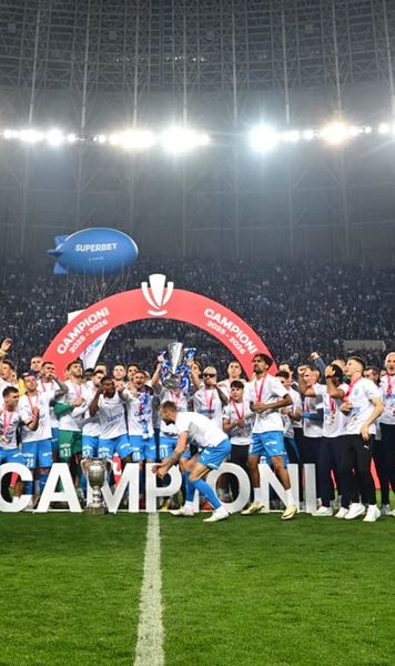 E petrecere la Craiova!    VIDEO+FOTO:  Oltenii au ridicat trofeul! Bucurie fără margini pe gazon, după primul titlu cucerit   după 35 de ani